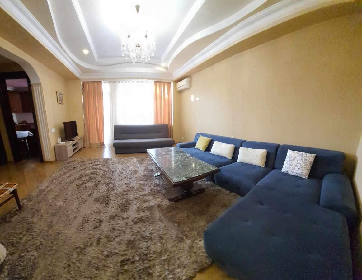 Appartments In Batumi Eksteriør billede