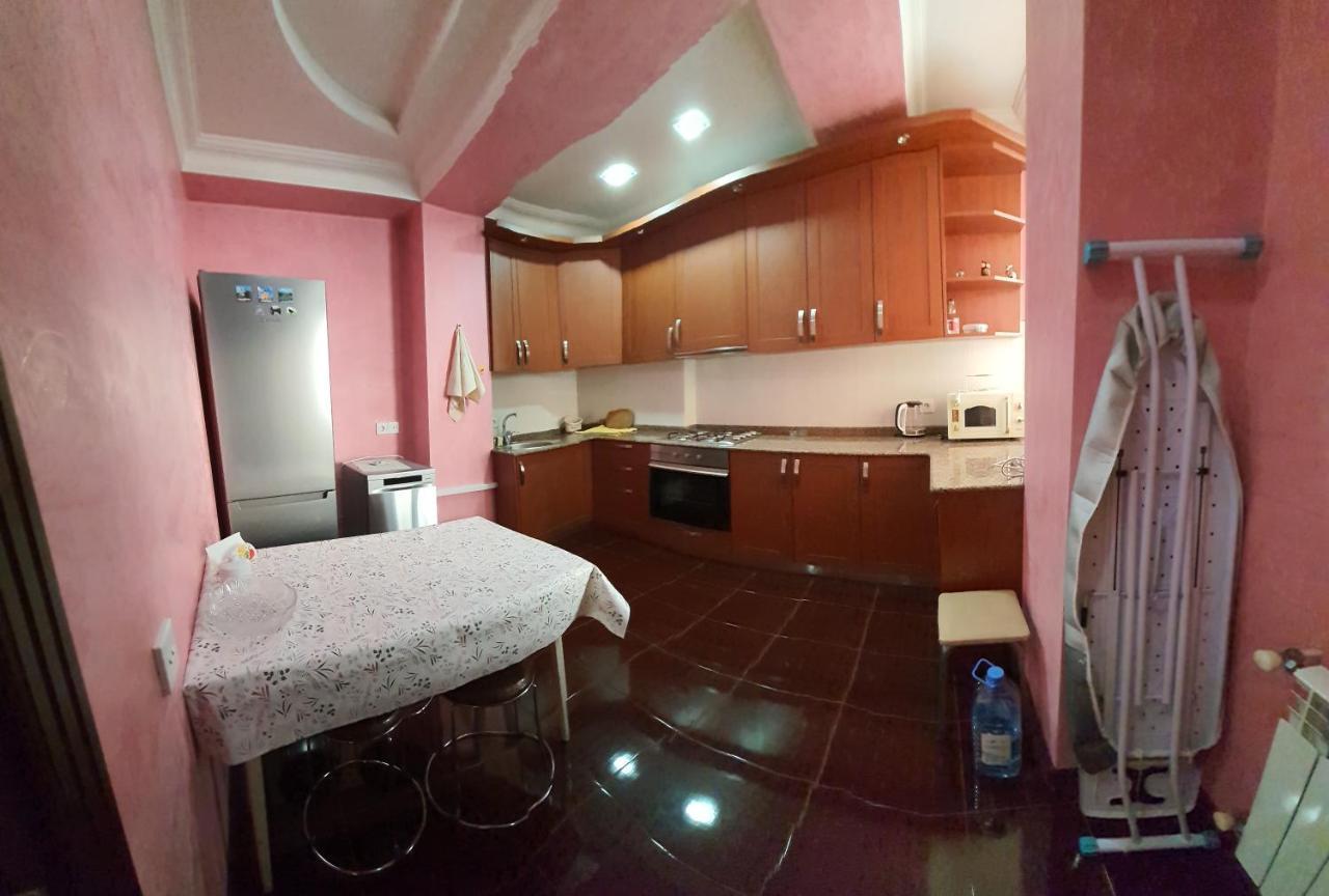 Appartments In Batumi Eksteriør billede