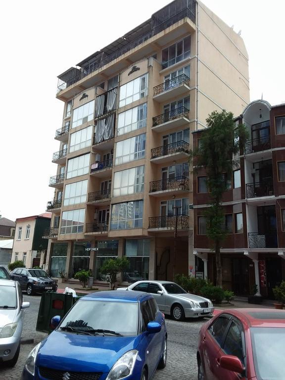 Appartments In Batumi Eksteriør billede